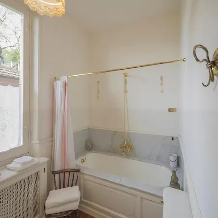 Sleeps 8 With Pool And Air Con Porto Venere