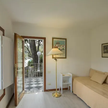 Sleeps 8 With Pool And Air Con Πόρτο Βένερε